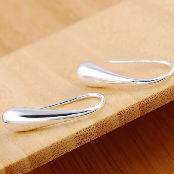 5 for $25 Silver Color Drop Statement Earrings - Picture 5 of 6